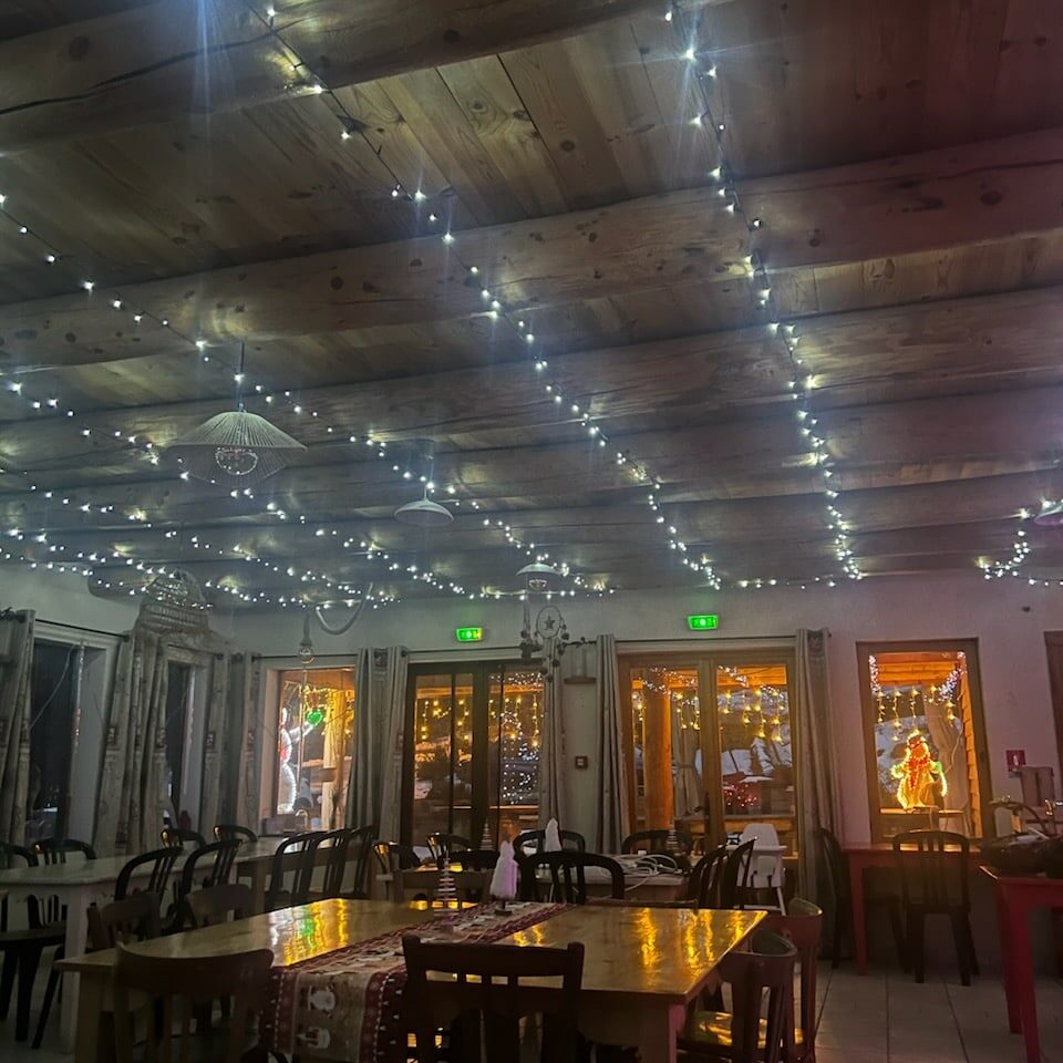 Salle restaurant décoration Noël